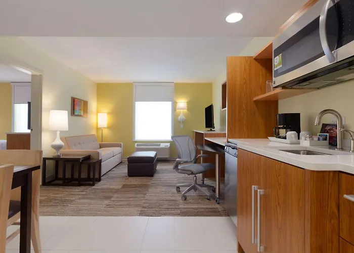 Home2 By Hilton Champaign/urbana Hotel