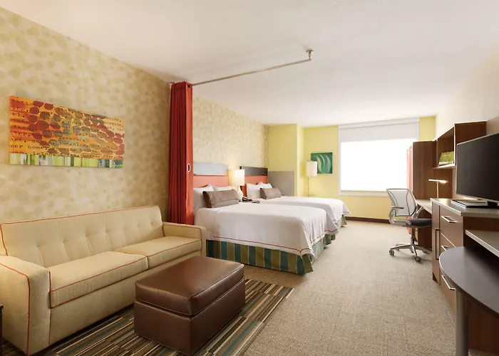 Hotel Home2 By Hilton Champaign/urbana 3*
