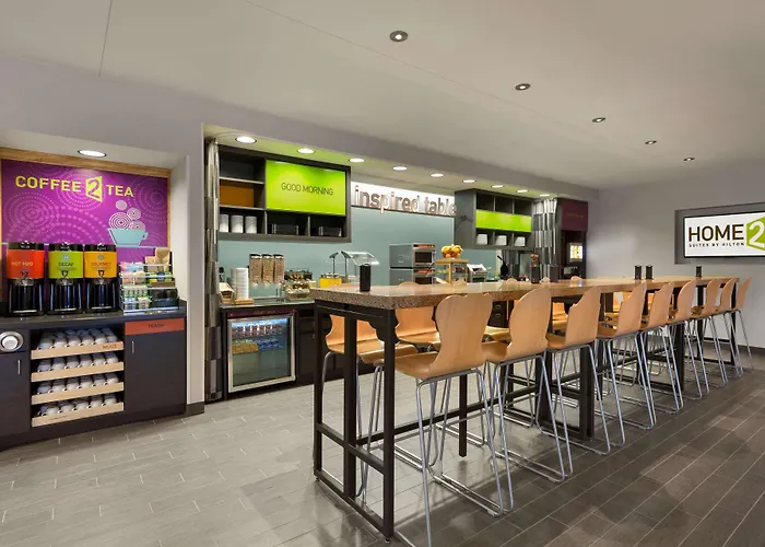 Home2 By Hilton Champaign/urbana Hotel 3*