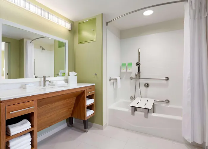Home2 By Hilton Champaign/urbana Hotel 3*