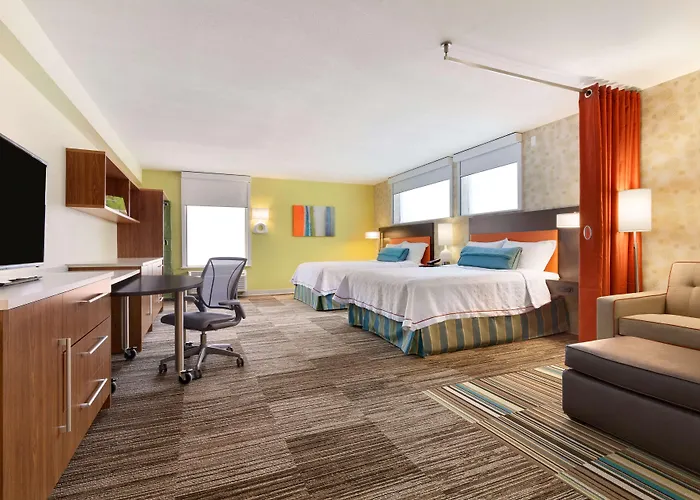 Hotel Home2 By Hilton Champaign/urbana 3*