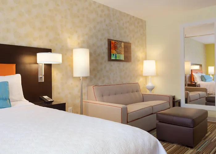 Home2 By Hilton Champaign/urbana 3*