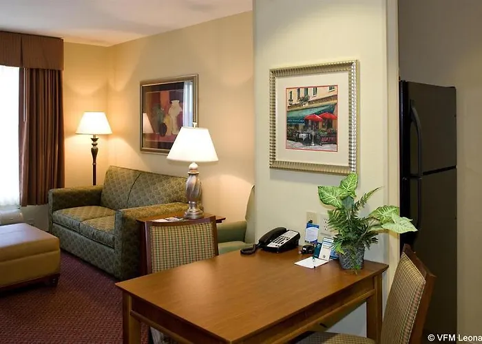 Home2 By Hilton Champaign/urbana Hotel Champaign